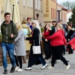 Olsztyn. Studniówka Szlachetnej Paczki