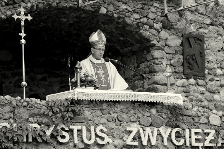 Zmarł bp Jan Styrna