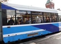 Włochy. Od 1 października bez maseczki w autobusie i pociągu