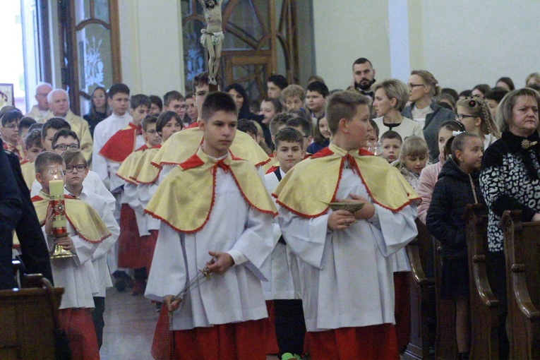 Olesno. Nadanie szkole im. bł. kard Stefana Wyszyńskiego 