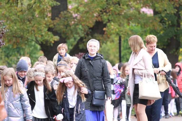 Olesno. Nadanie szkole im. bł. kard Stefana Wyszyńskiego 