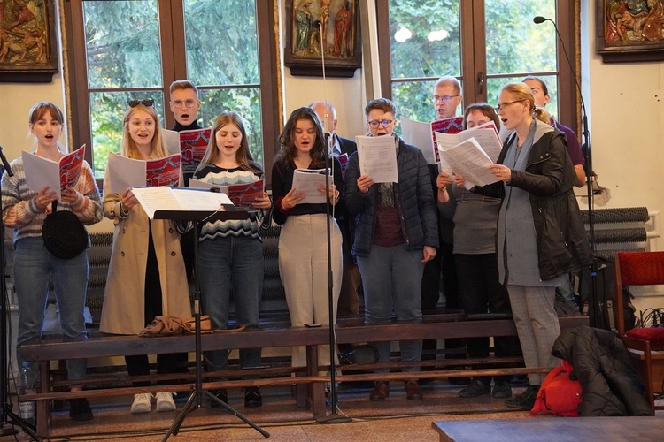 Wprowadzenie relikwii św. Jana Pawła II do parafii we Wrocławiu-Strachocinie