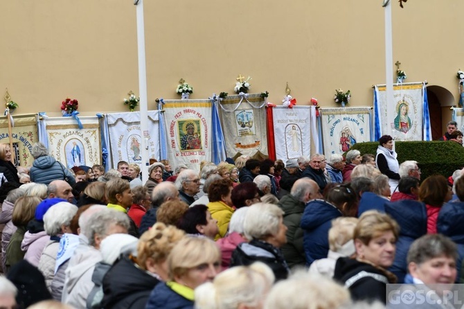 Pielgrzymka Żywego Różańca i Apostolstwa "Margaretka" do Rokitna