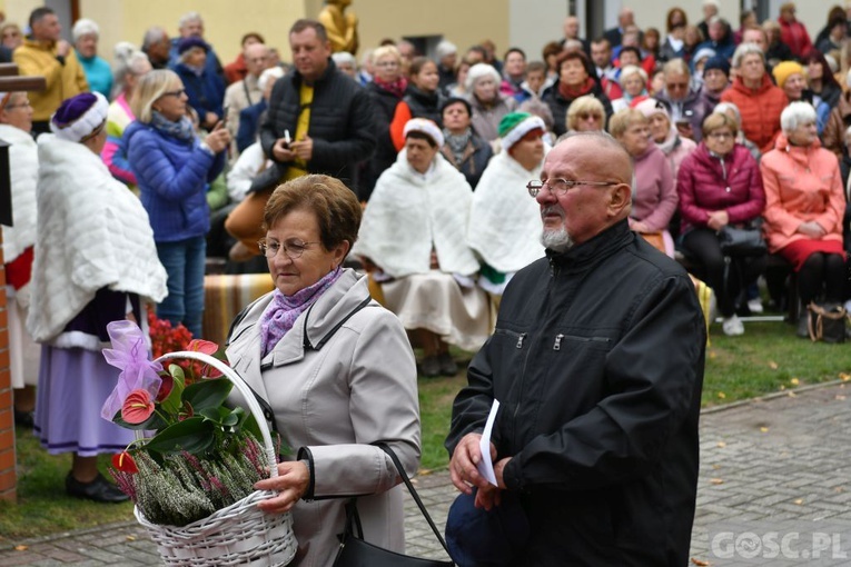 Pielgrzymka Żywego Różańca i Apostolstwa "Margaretka" do Rokitna