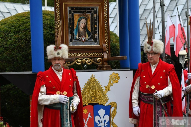 Pielgrzymka Żywego Różańca i Apostolstwa "Margaretka" do Rokitna