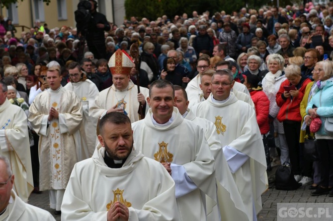 Pielgrzymka Żywego Różańca i Apostolstwa "Margaretka" do Rokitna