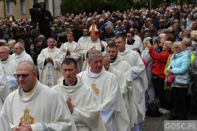 Pielgrzymka Żywego Różańca i Apostolstwa "Margaretka" do Rokitna