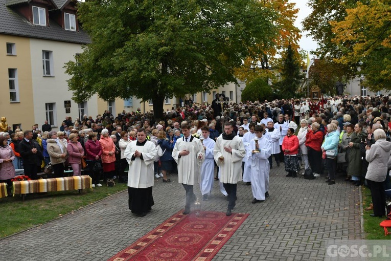 Pielgrzymka Żywego Różańca i Apostolstwa "Margaretka" do Rokitna