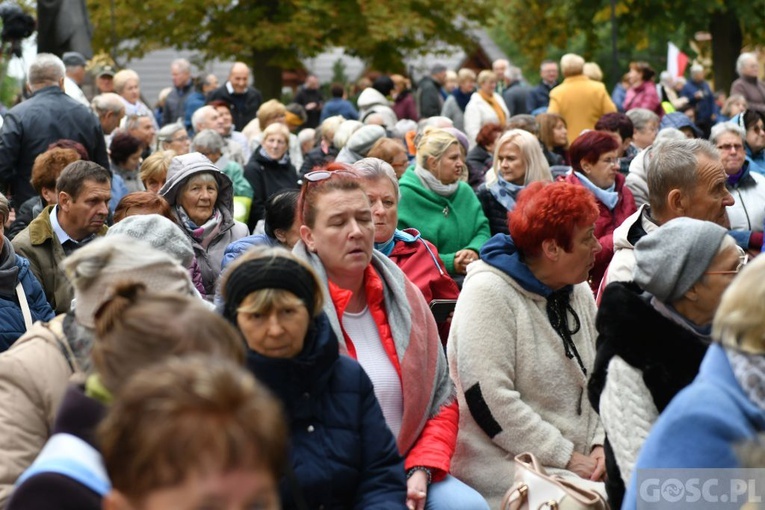 Pielgrzymka Żywego Różańca i Apostolstwa "Margaretka" do Rokitna