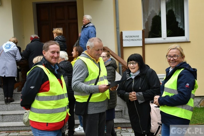 Pielgrzymka Żywego Różańca i Apostolstwa "Margaretka" do Rokitna