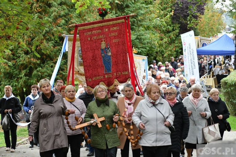 Pielgrzymka Żywego Różańca i Apostolstwa "Margaretka" do Rokitna