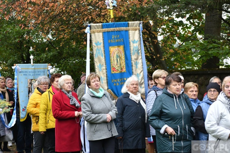 Pielgrzymka Żywego Różańca i Apostolstwa "Margaretka" do Rokitna