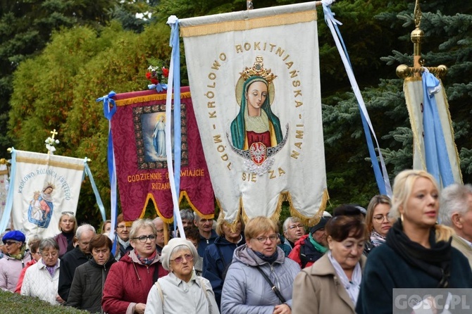 Pielgrzymka Żywego Różańca i Apostolstwa "Margaretka" do Rokitna