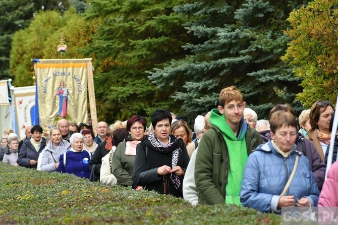 Pielgrzymka Żywego Różańca i Apostolstwa "Margaretka" do Rokitna