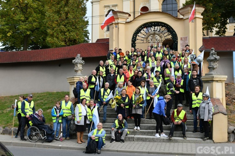 Pielgrzymka Żywego Różańca i Apostolstwa "Margaretka" do Rokitna