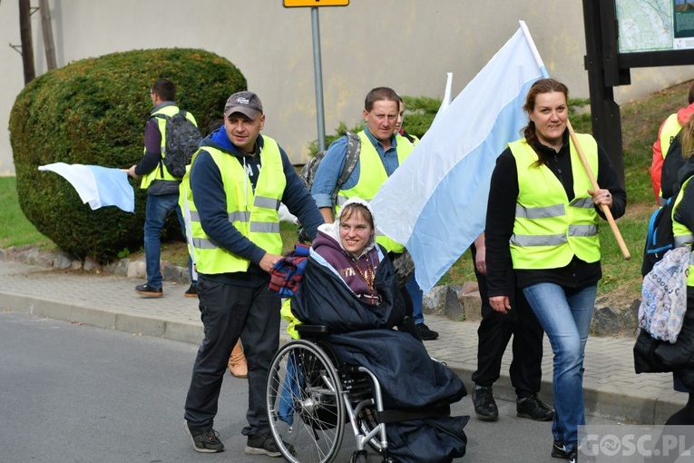 Pielgrzymka Żywego Różańca i Apostolstwa "Margaretka" do Rokitna