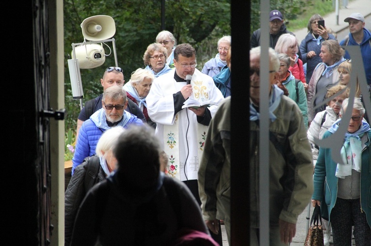 W drodze na Święte Wzgórze