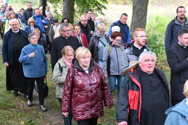 XI Pielgrzymka Róż Różańcowych do Barda