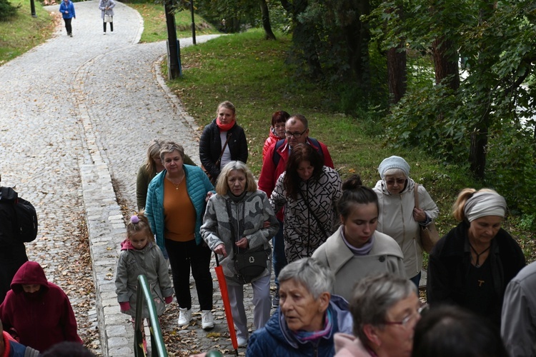 XI Pielgrzymka Róż Różańcowych do Barda