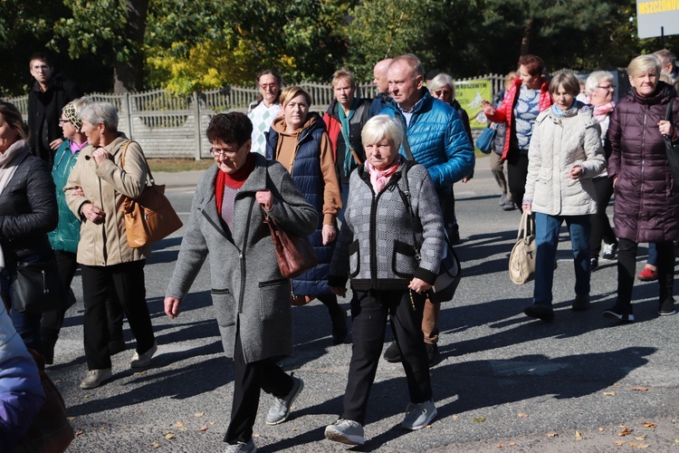 Domaniewice. Diecezjalna Pielgrzymka Kół Żywego Różańca