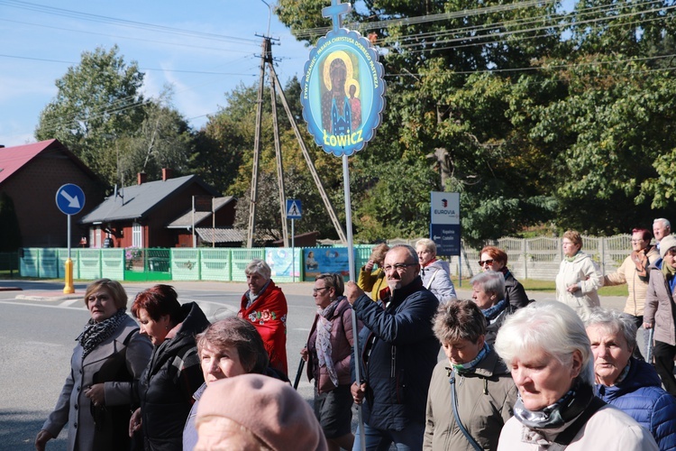 Domaniewice. Diecezjalna Pielgrzymka Kół Żywego Różańca