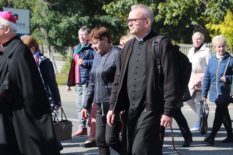 Domaniewice. Diecezjalna Pielgrzymka Kół Żywego Różańca