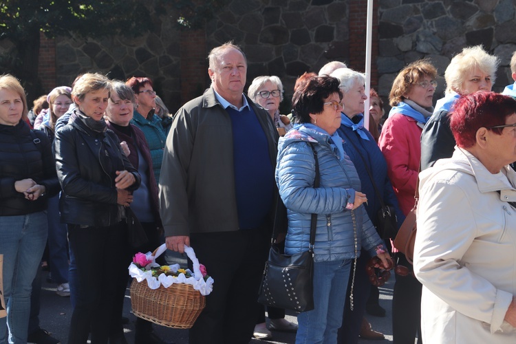 Domaniewice. Diecezjalna Pielgrzymka Kół Żywego Różańca