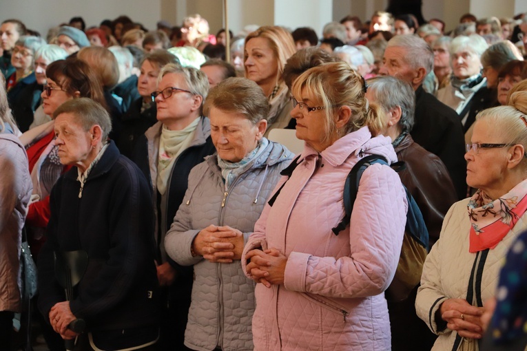 Domaniewice. Diecezjalna Pielgrzymka Kół Żywego Różańca