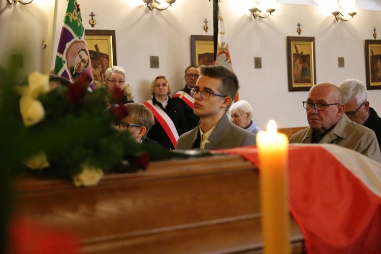 Szczawno-Zdrój. Pożegnali Idziego Gagatka, ikonę wałbrzyskiej "Solidarności"