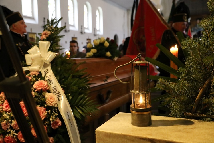 Szczawno-Zdrój. Pożegnali Idziego Gagatka, ikonę wałbrzyskiej "Solidarności"