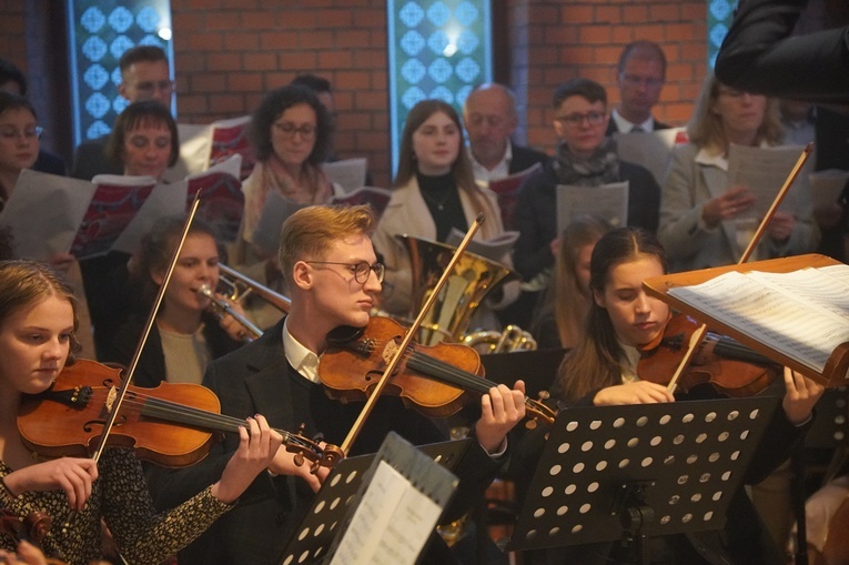 Poświęcenie kościoła pw. NMP Bolesnej we Wrocławiu-Strachocinie
