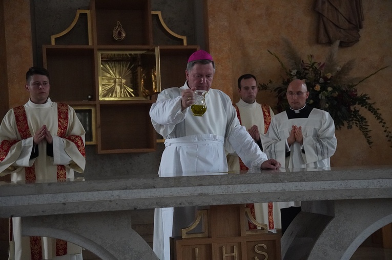 Poświęcenie kościoła pw. NMP Bolesnej we Wrocławiu-Strachocinie