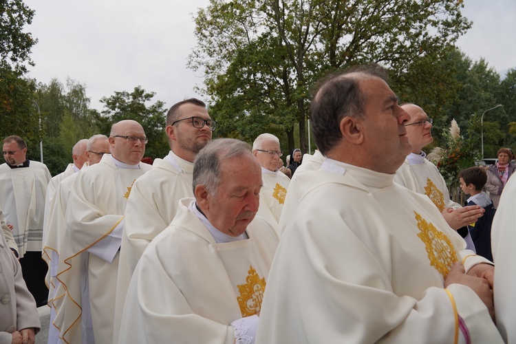 Poświęcenie kościoła pw. NMP Bolesnej we Wrocławiu-Strachocinie