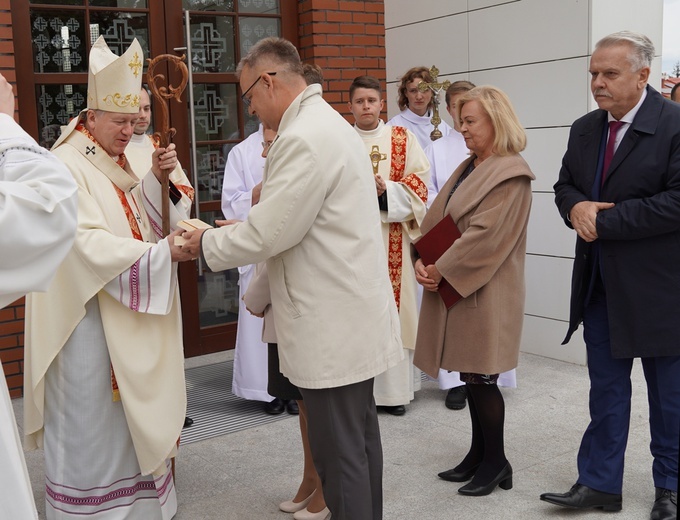 Poświęcenie kościoła pw. NMP Bolesnej we Wrocławiu-Strachocinie