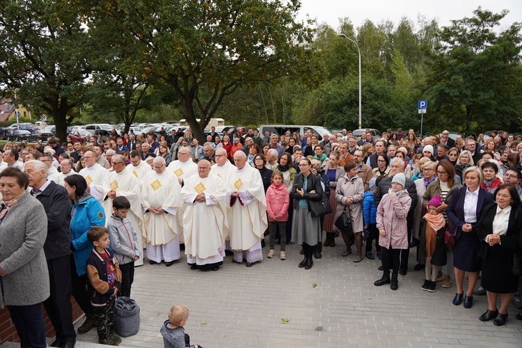 Poświęcenie kościoła pw. NMP Bolesnej we Wrocławiu-Strachocinie