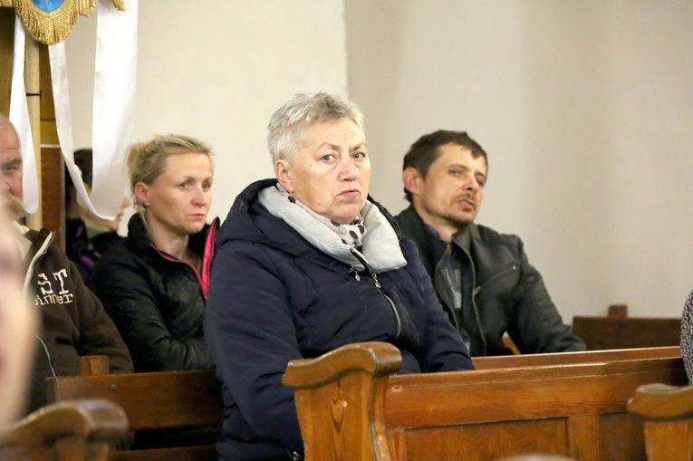 Bojanice. Misje z gitarą