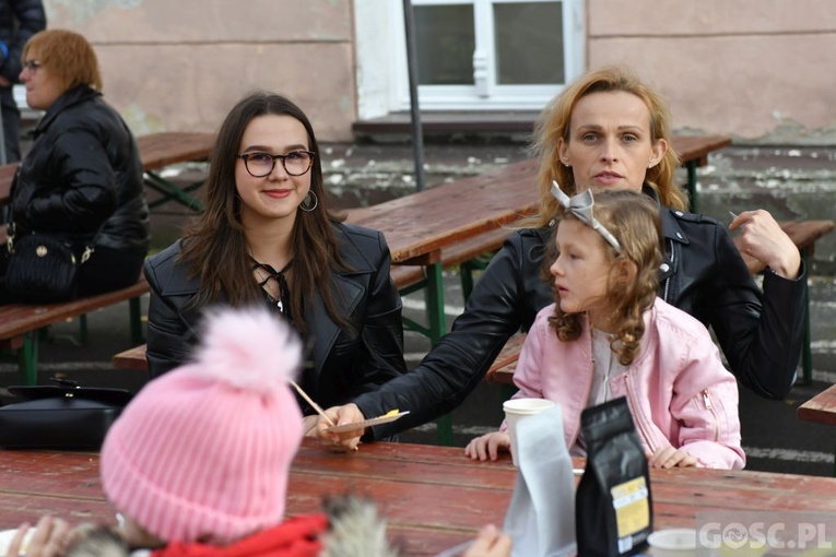 Nowa Sól. Parafialny piknik franciszkański