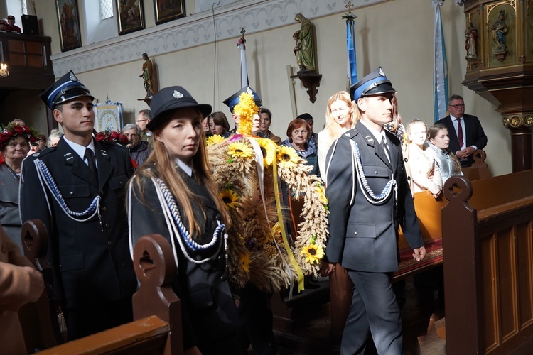 W sanktuarium NMP Różańcowej w Nowolesiu