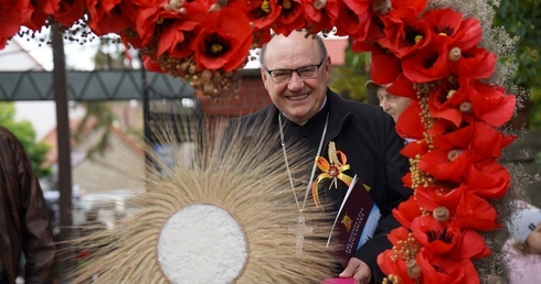 W sanktuarium NMP Różańcowej w Nowolesiu