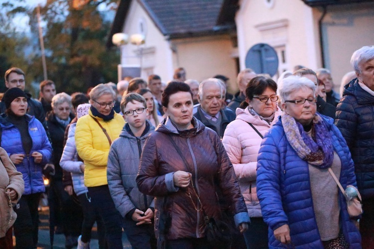 Tarnów. Procesja różańcowa