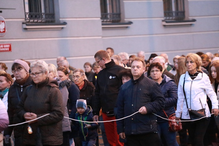 Tarnów. Procesja różańcowa