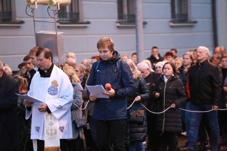 Tarnów. Procesja różańcowa