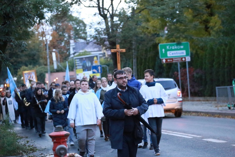 Tarnów. Procesja różańcowa