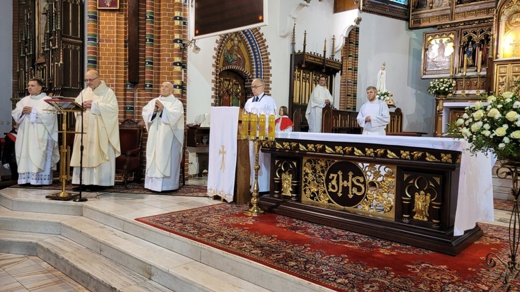 Renowacja misji świętych u Aniołów Stróżów w Wałbrzychu