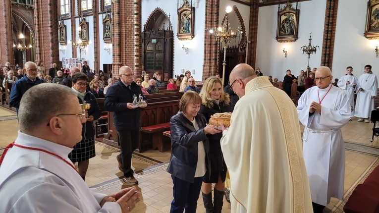 Renowacja misji świętych u Aniołów Stróżów w Wałbrzychu