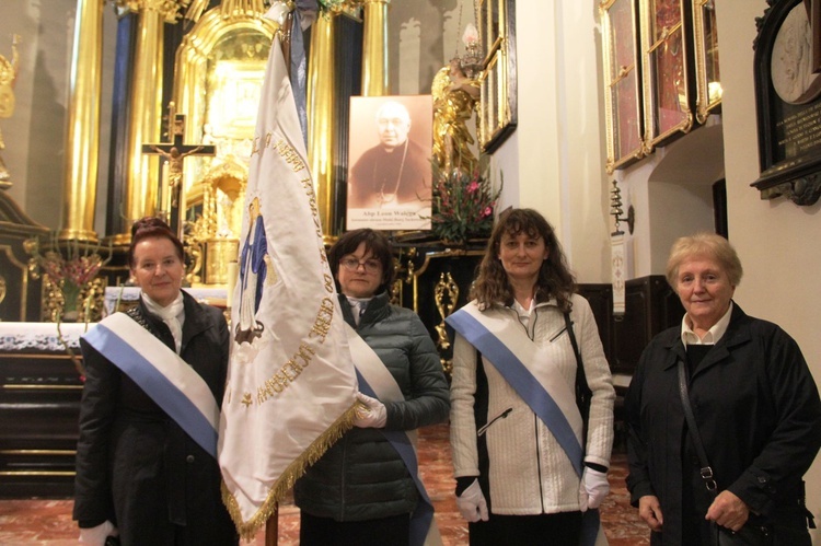 Tuchów. Zawierzenie Rycerstwa Pani Tuchowskiej