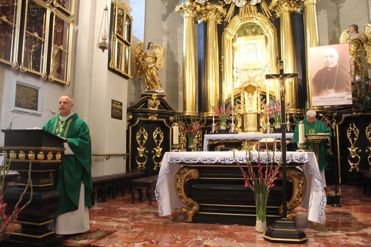 Tuchów. Zawierzenie Rycerstwa Pani Tuchowskiej