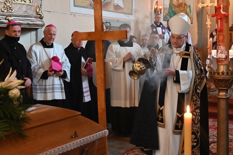 Pogrzeb śp. Michała Bałabucha, taty bp. Adama