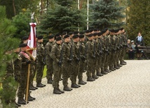 Podniosłość uroczystości podkreślił udział 9 Braniewskiej Brygady Kawalerii Pancernej z Braniewa.