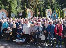 ◄	1 października w sanktuarium zgromadziło się ponad 1500 osób z 52 parafii.